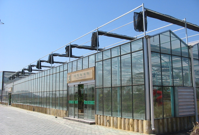 薄膜外遮陽系統(tǒng)